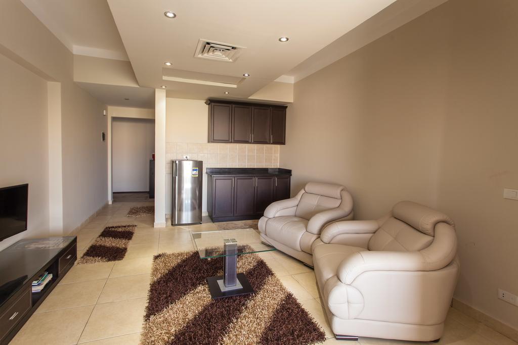 Rivoli Suites Gurdaka Szoba fotó